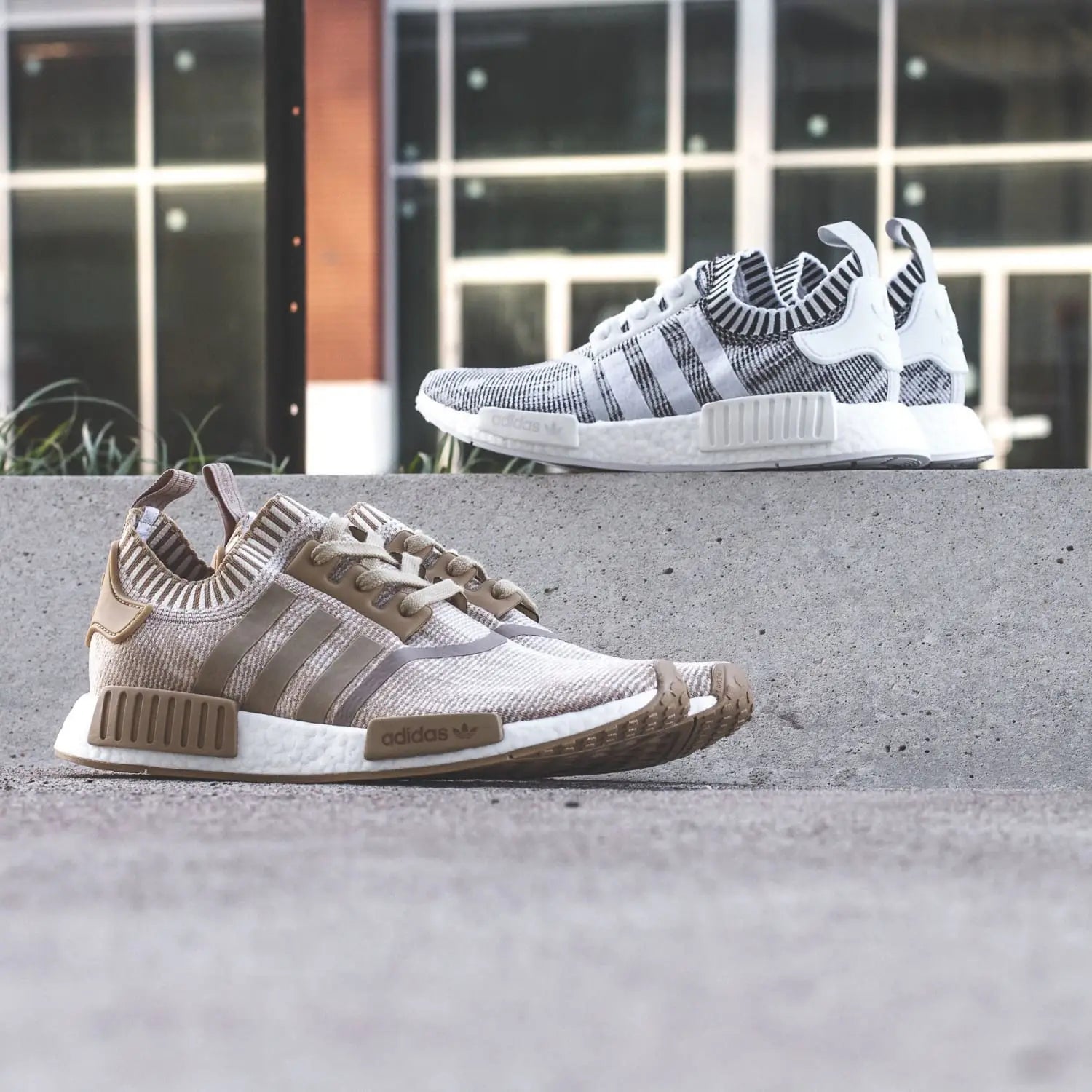 Adidas Originals NMD R1 Primeknit Glitch Camo Pack Linen Khaki BY1912 White Glitch Camo BY1911 Solestop