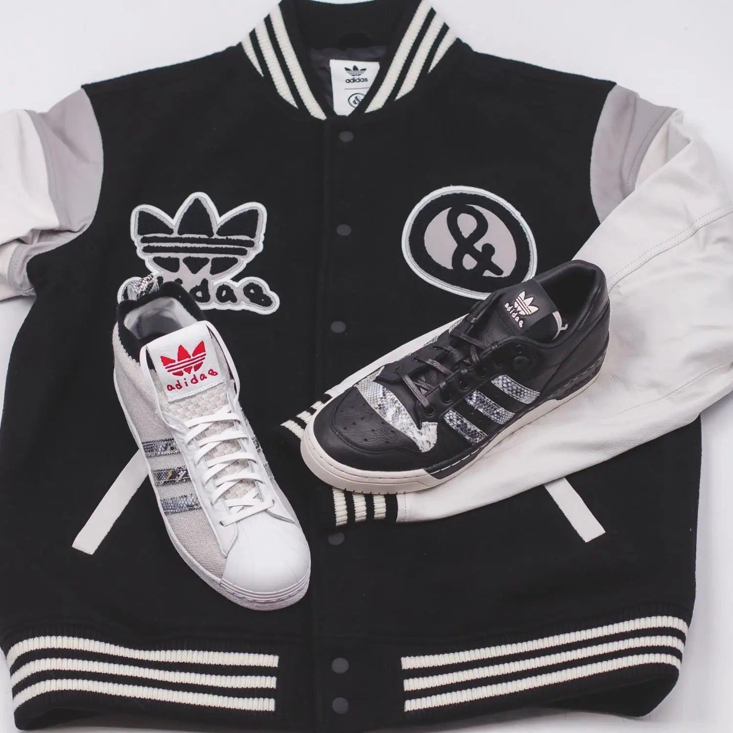 Adidas b37112 on sale