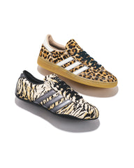 Adidas Women Tokyo Off White Core Black KI4173 - FOOTWEAR - Canada