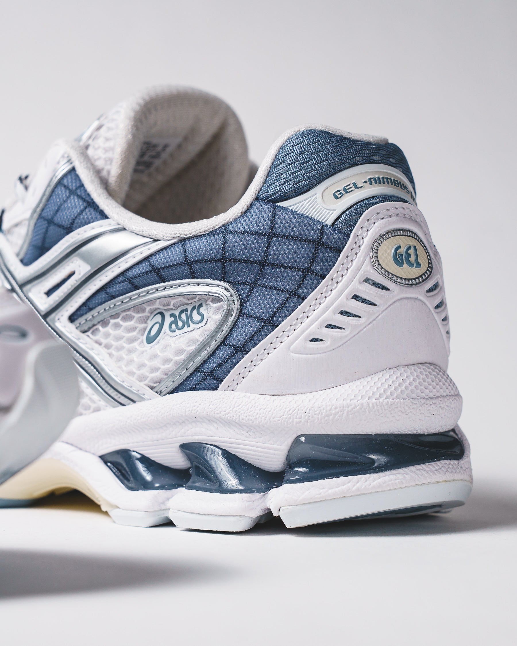 Asics Men Gel-Nimbus 10.1 White Slate Blue 1203A543-110 - FOOTWEAR - Canada