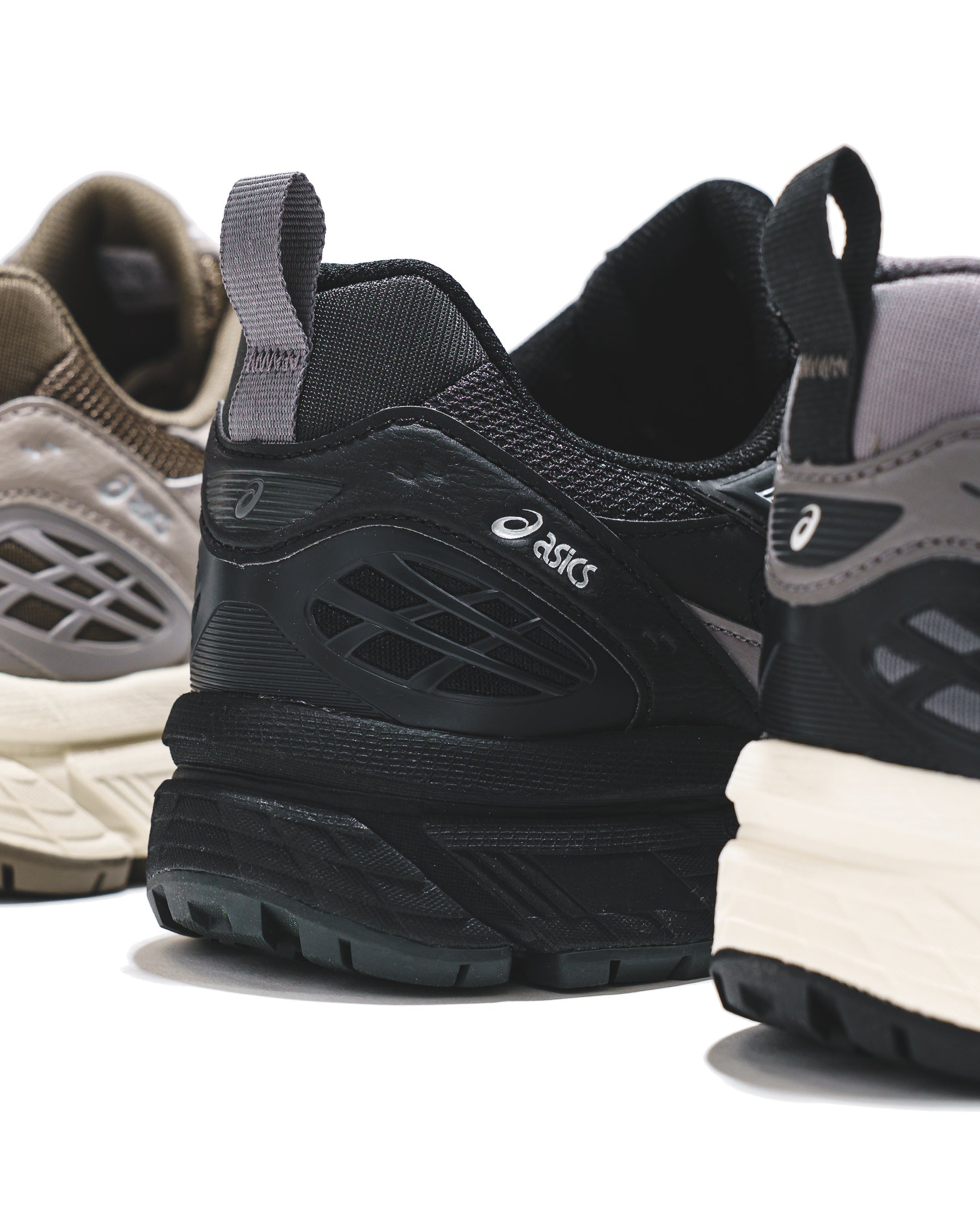 Enterprise Blvd Unit M105, Unionville, ON L6G 0E7 - FOOTWEAR - Canada