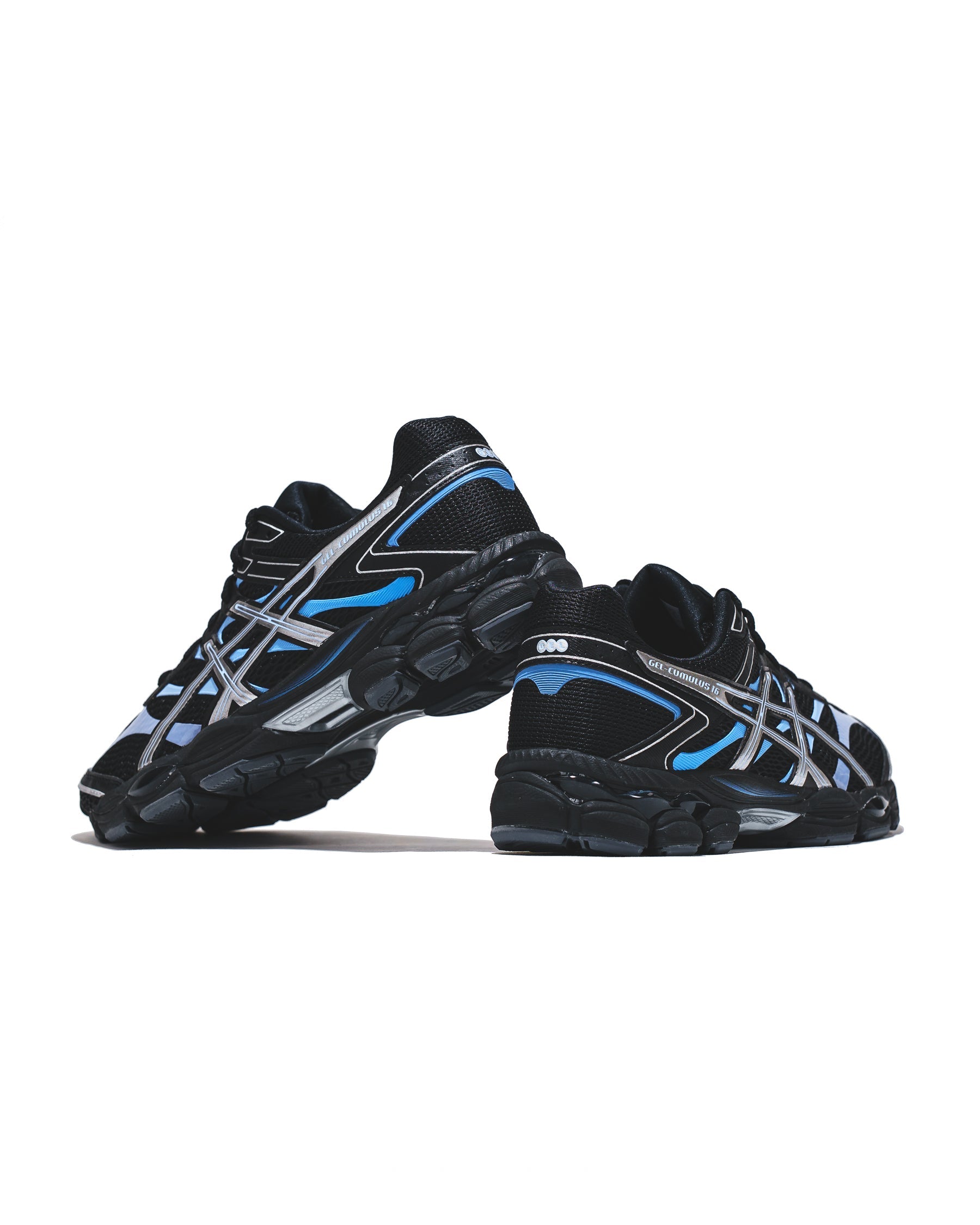 Asics Unisex Gel-Cumulus 16 Black Pure Silver 1203A888-001 - FOOTWEAR - Canada