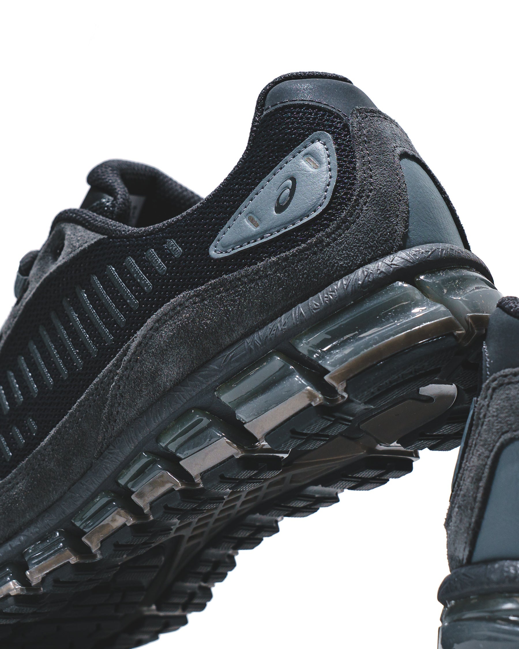 Asics Unisex Gel-Quantum 360 I AMP Black Graphite Grey 1203A731-001 - FOOTWEAR - Canada