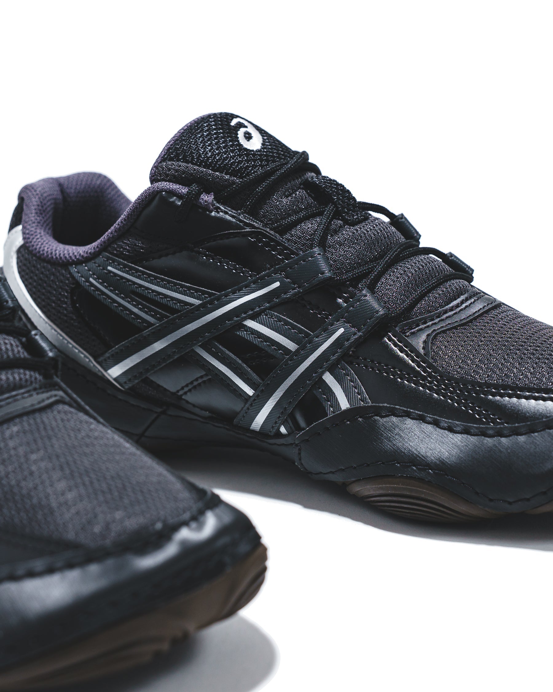 Asics Unisex Hypersync Graphite Grey Black 1203A879-021 - FOOTWEAR - Canada