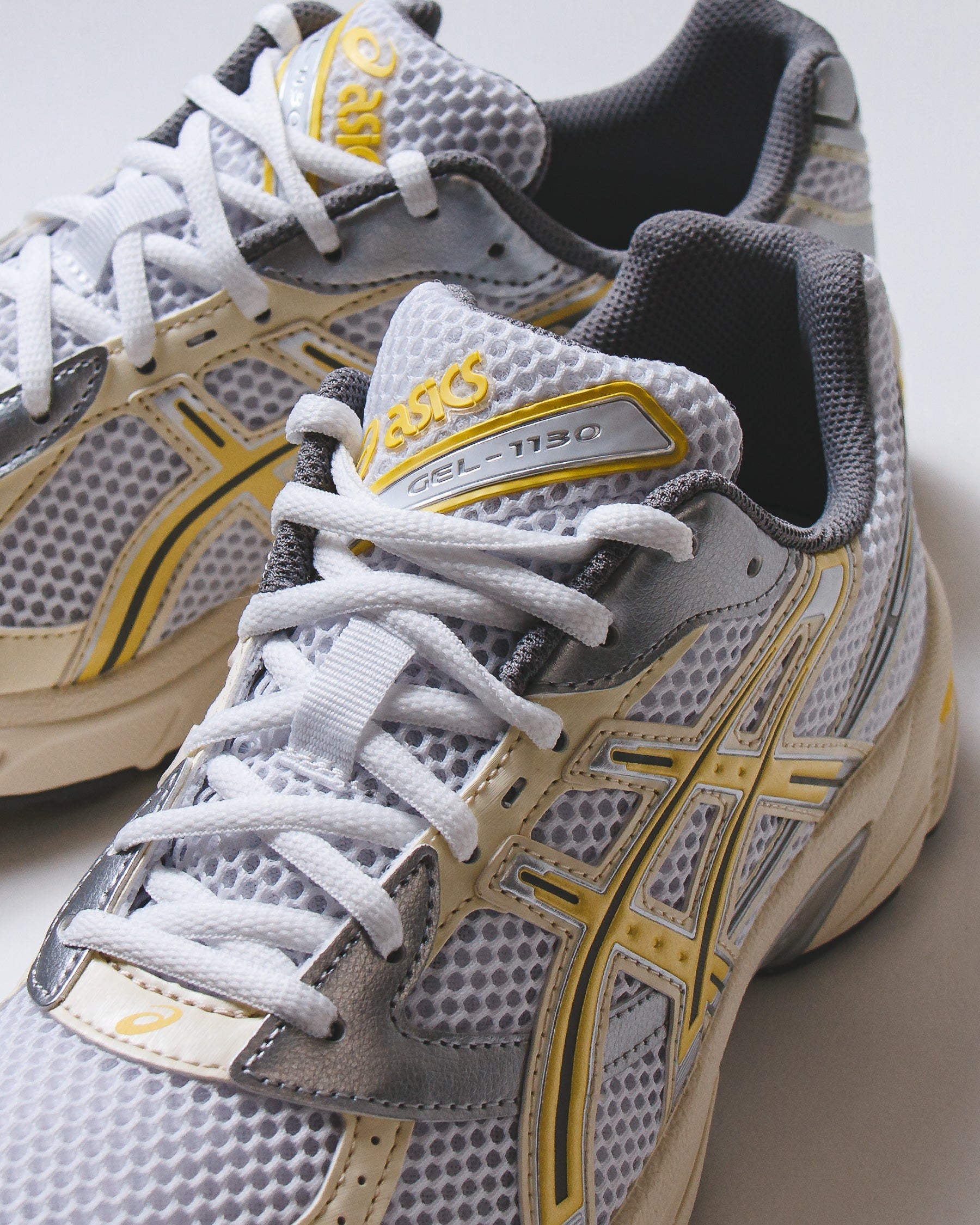 Asics Women Gel-1130 White Faded Yellow 1202A164-118 - FOOTWEAR - Canada
