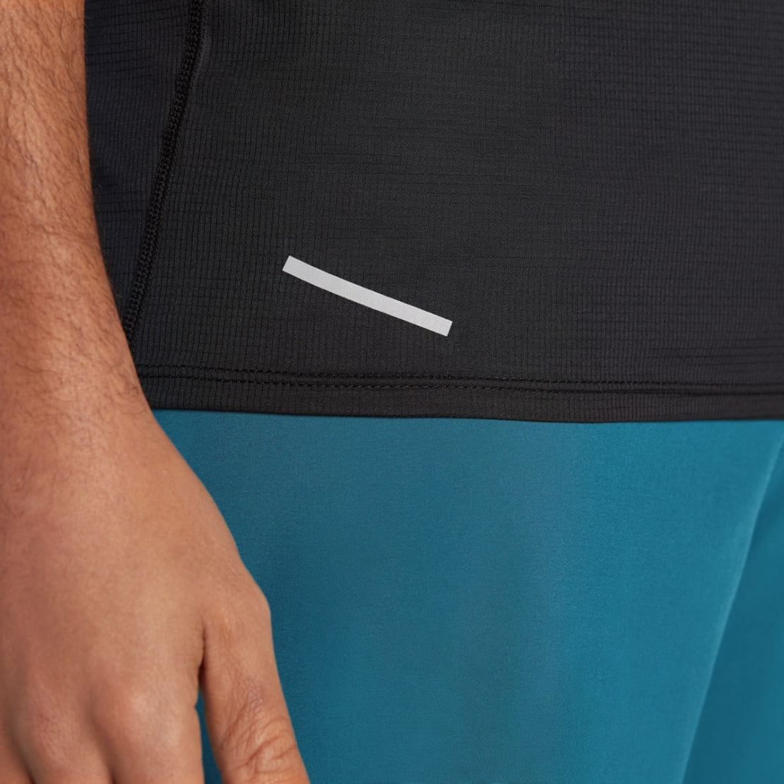 Hoka One One Men Glide Short Sleeve Black 1123725-BLK - T-SHIRTS - Canada