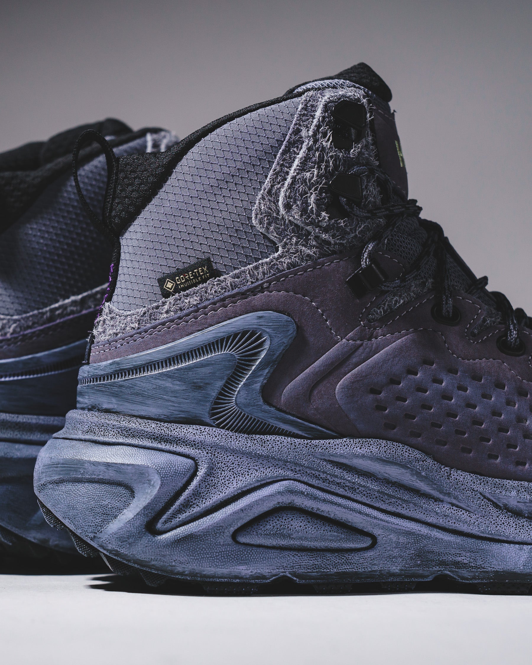 Hoka One One Unisex Kaha 3 GTX TP Grey Skies Lilac Hydrangea 1168950-GHY - FOOTWEAR - Canada