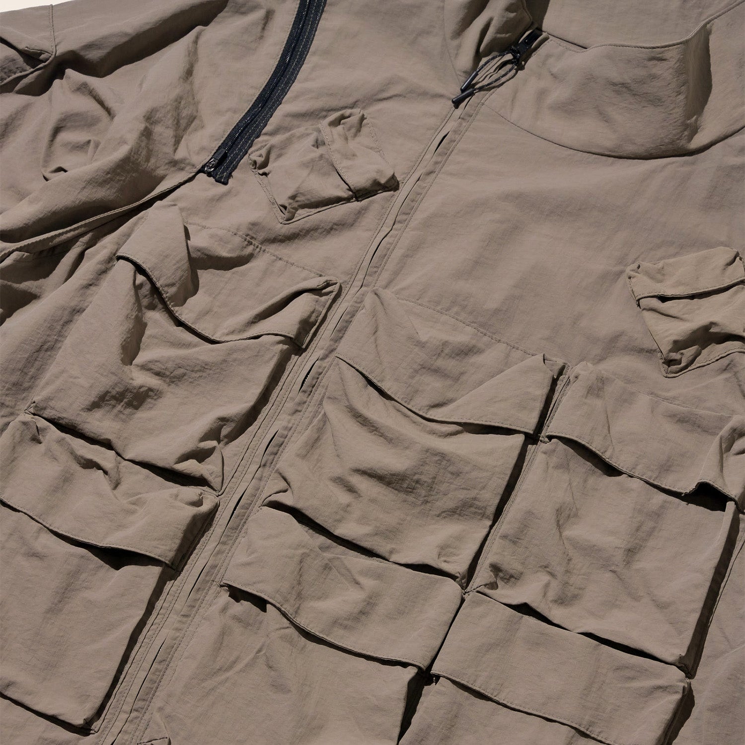 LAKH Double-way Detachable Vest Jacket Kahki - TOPS - Canada