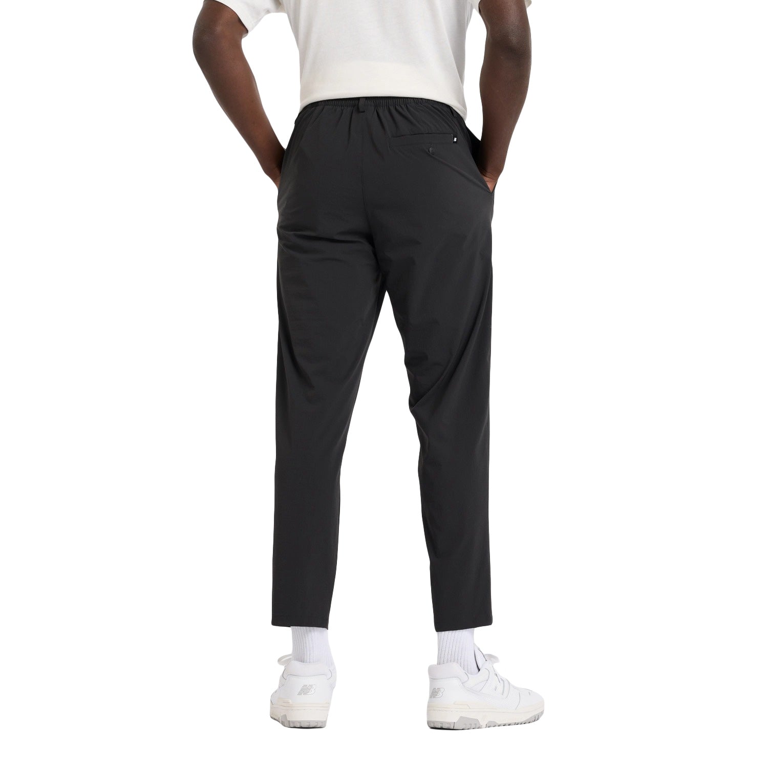 New Balance Men Athletics Ripstop Standard Tapered Pant 28’’ Black MP43550-BK - BOTTOMS - Canada