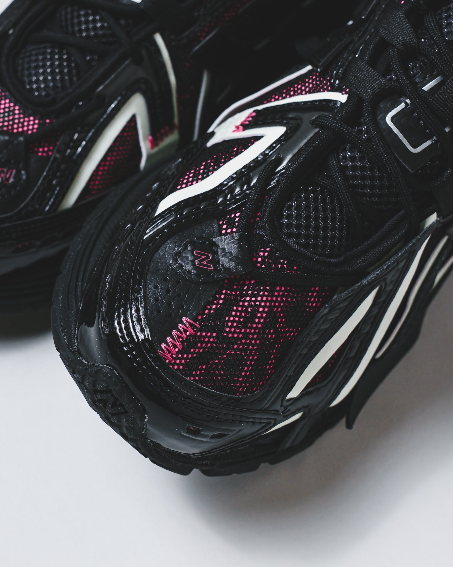 New Balance Unisex 1906A Black Dragon Berry U1906AD - FOOTWEAR - Canada