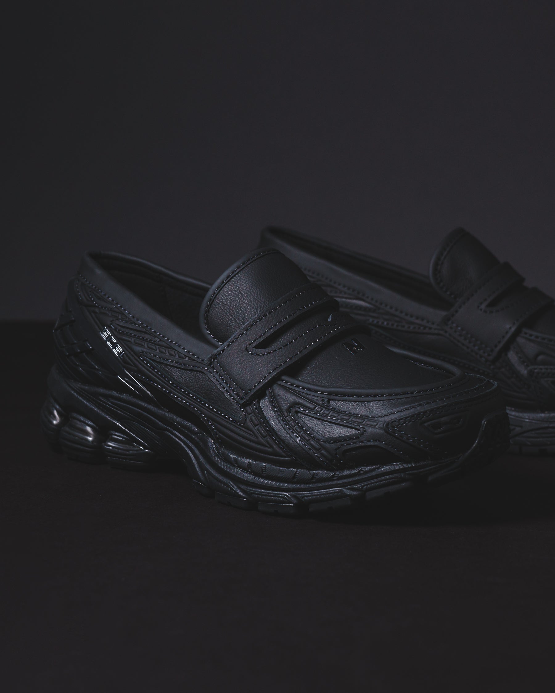 New Balance Unisex 1906L Black U1906LBN - FOOTWEAR - Canada