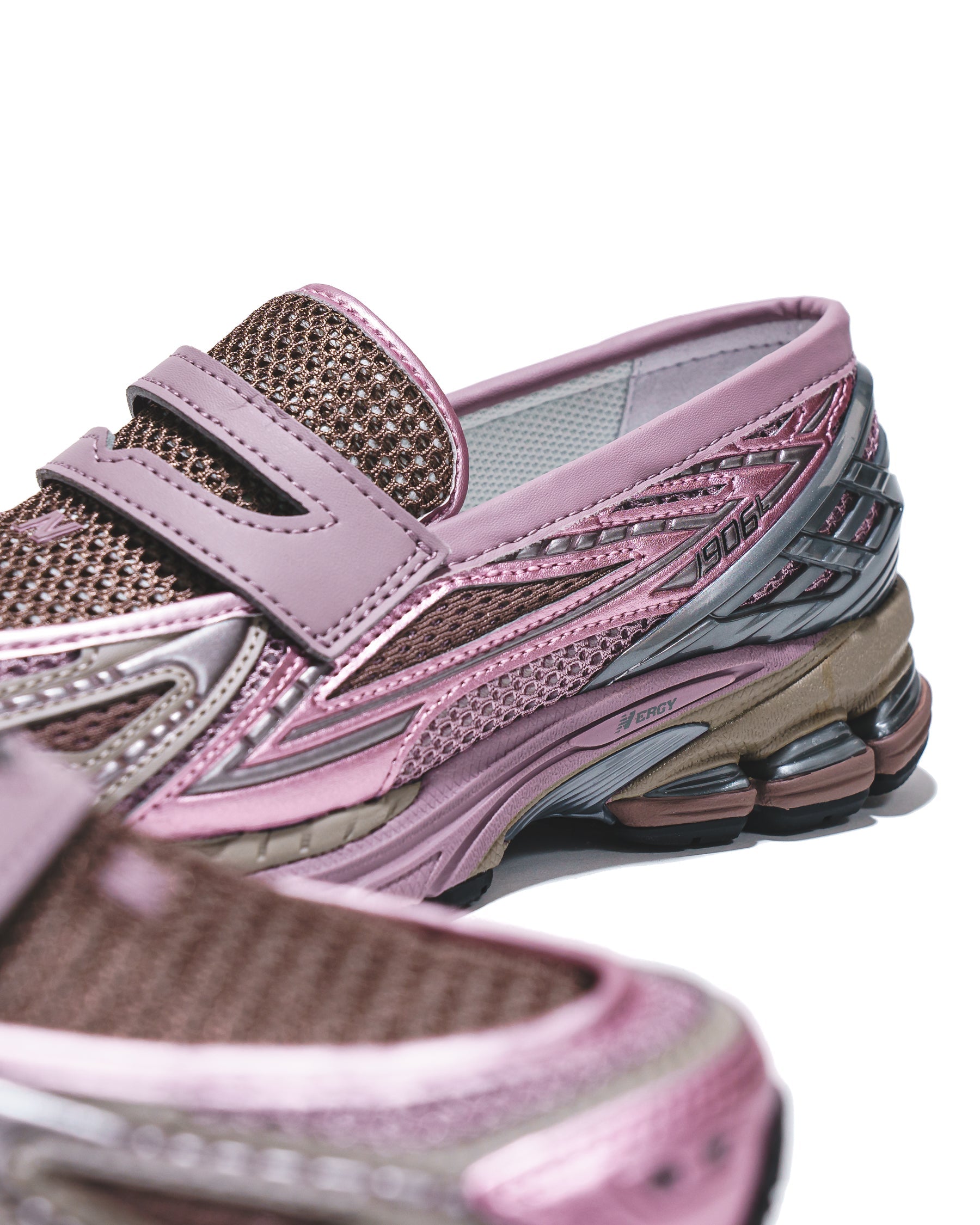 New Balance Unisex 1906L Metallic Pink U1906LAU FOOTWEAR Canada