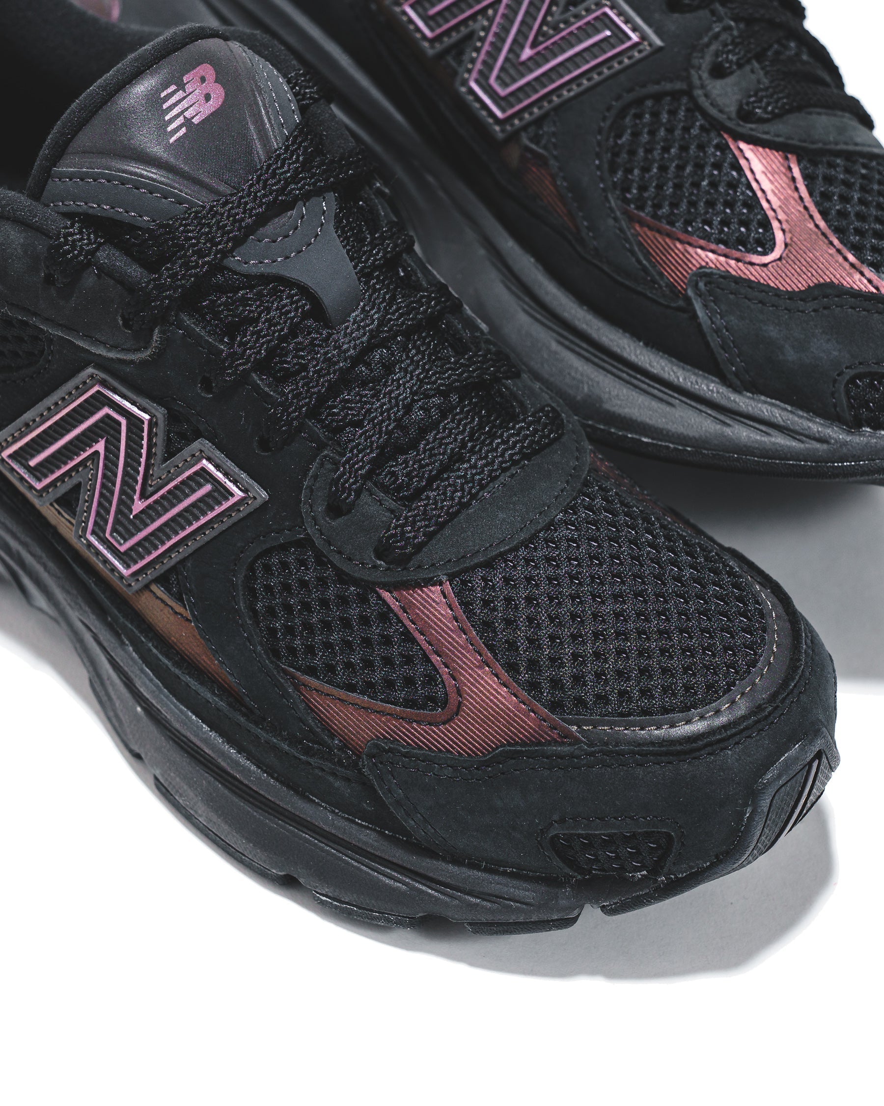 New Balance Unisex 2010 Black Iridescent U2010ETB - FOOTWEAR - Canada