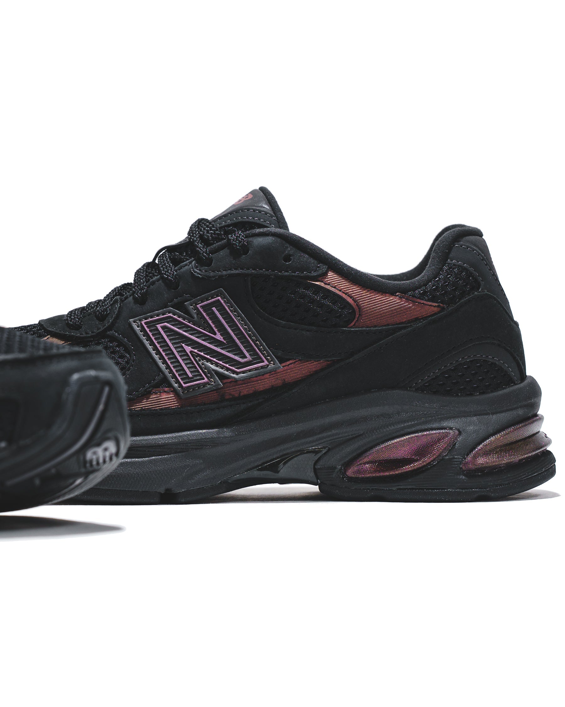 New Balance Unisex 2010 Black Iridescent U2010ETB - FOOTWEAR - Canada