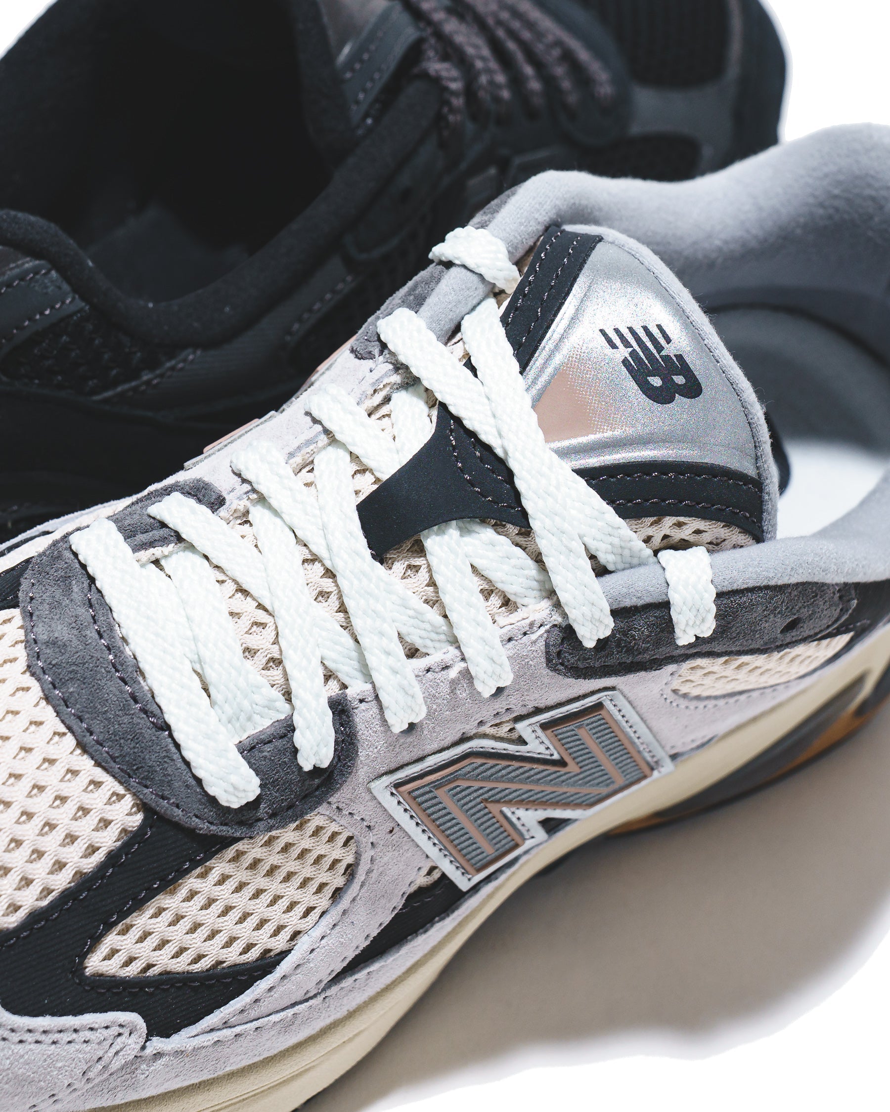 New Balance Unisex 2010 Brighton Grey Linen U2010TTO FOOTWEAR Canada