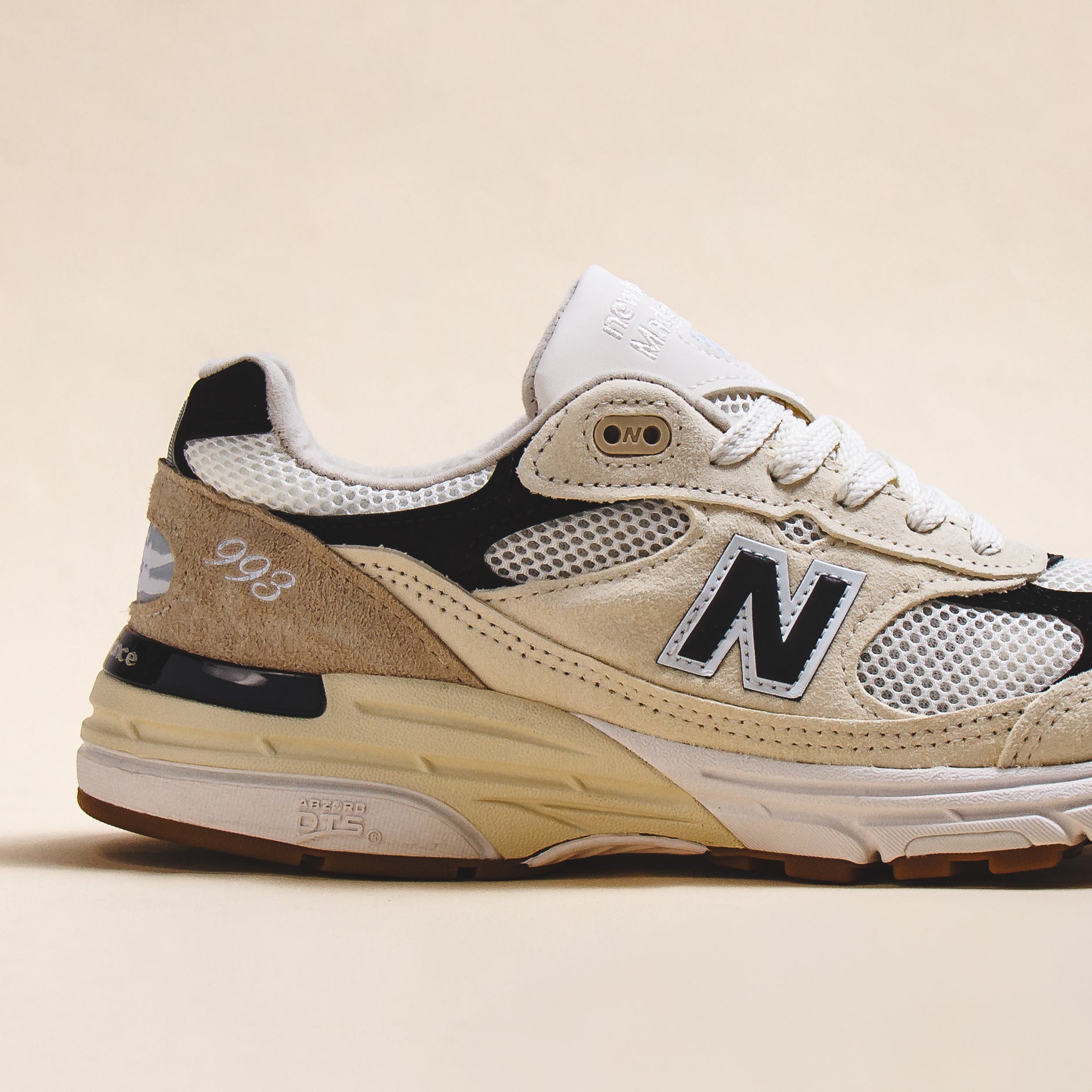 New Balance Unisex 993 Sea Salt Made In USA U993WS - FOOTWEAR - Canada