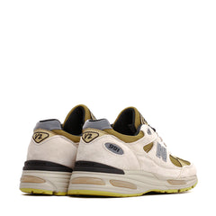 New Balance Unisex Made in UK 991v2 Neo Synthesis Silver Birch U991PW2 - FOOTWEAR - Canada