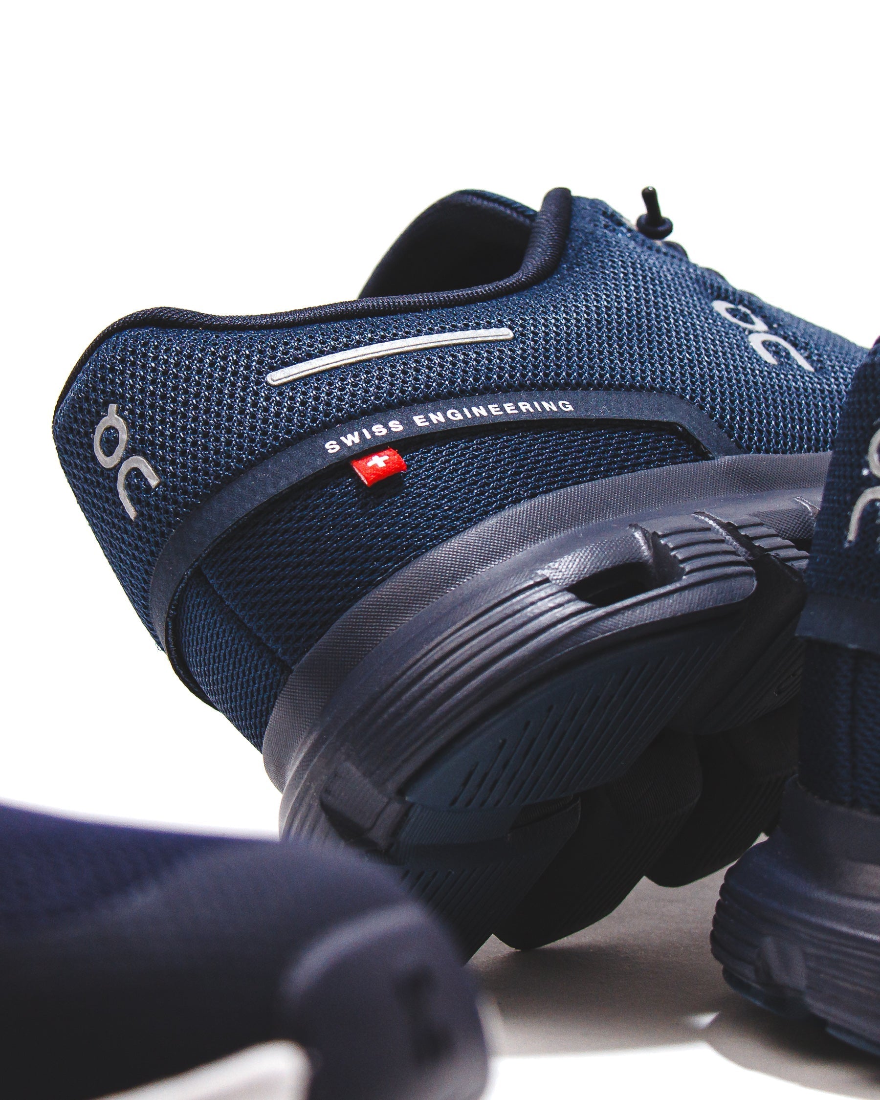 ON Men Cloud 6 Midnight White 3MF10070692 - FOOTWEAR - Canada