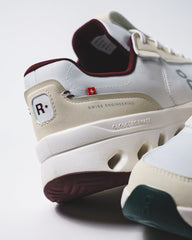 ON Women THE ROGER Wildcard Ivory Evergreen 3WG10322491 - FOOTWEAR - Canada