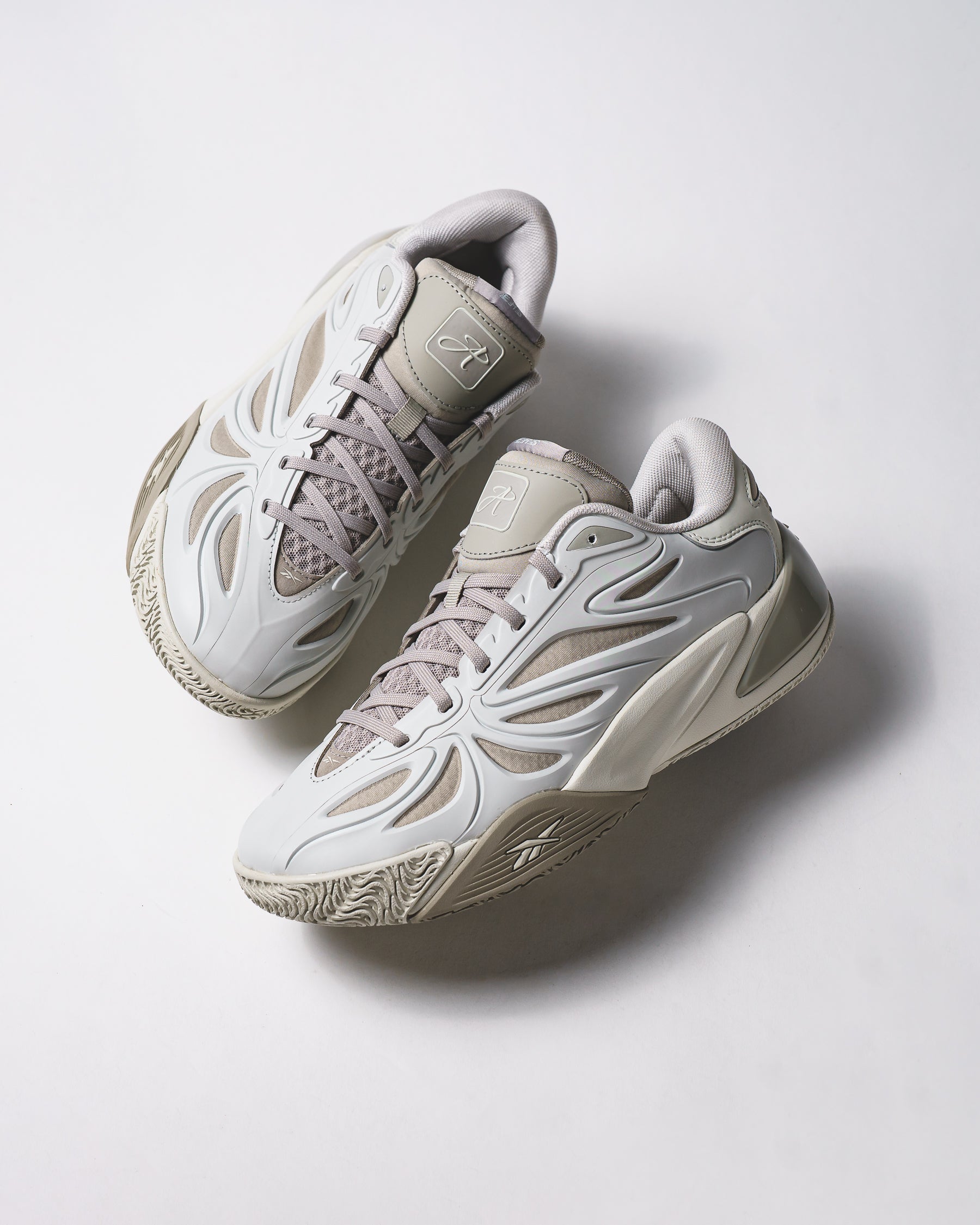 Reebok Basketball Unisex Angel Reese 1 Grey 100262831 - FOOTWEAR - Canada