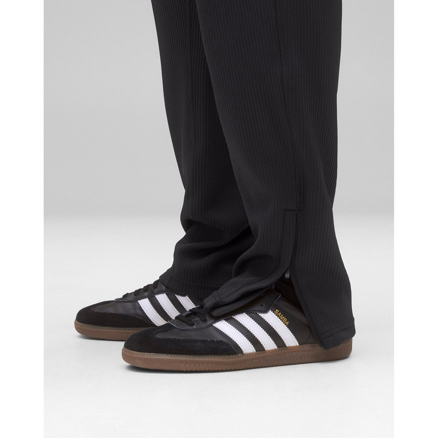 Reigning Champ Men Double Knit Rally Jogger Black - BOTTOMS - Canada