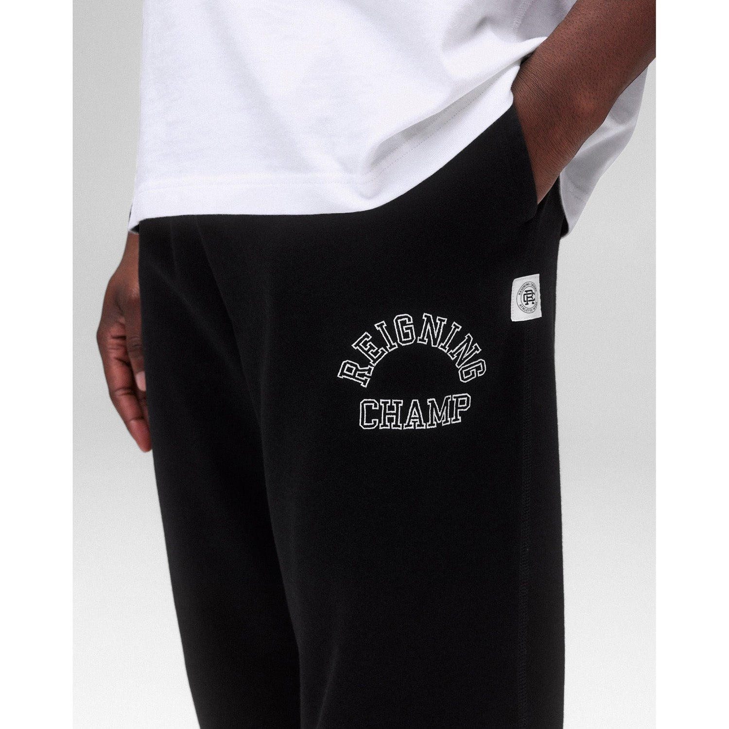 Reigning Champ Men Knit Midweight Terry Arch Logo Sweatpant Black White - BOTTOMS - Canada