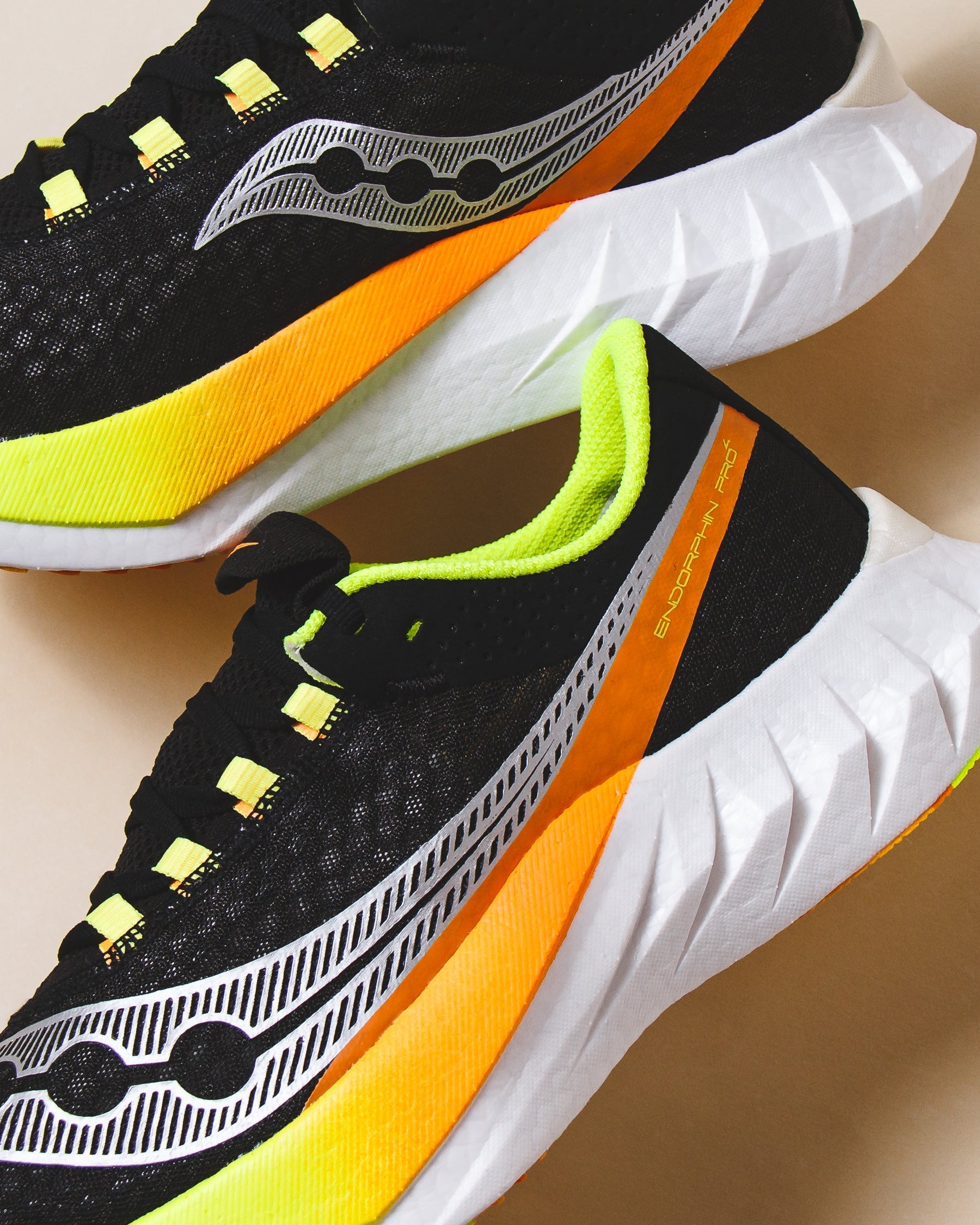 Saucony Men Endorphin Pro 4 Black S20939-343 - FOOTWEAR - Canada