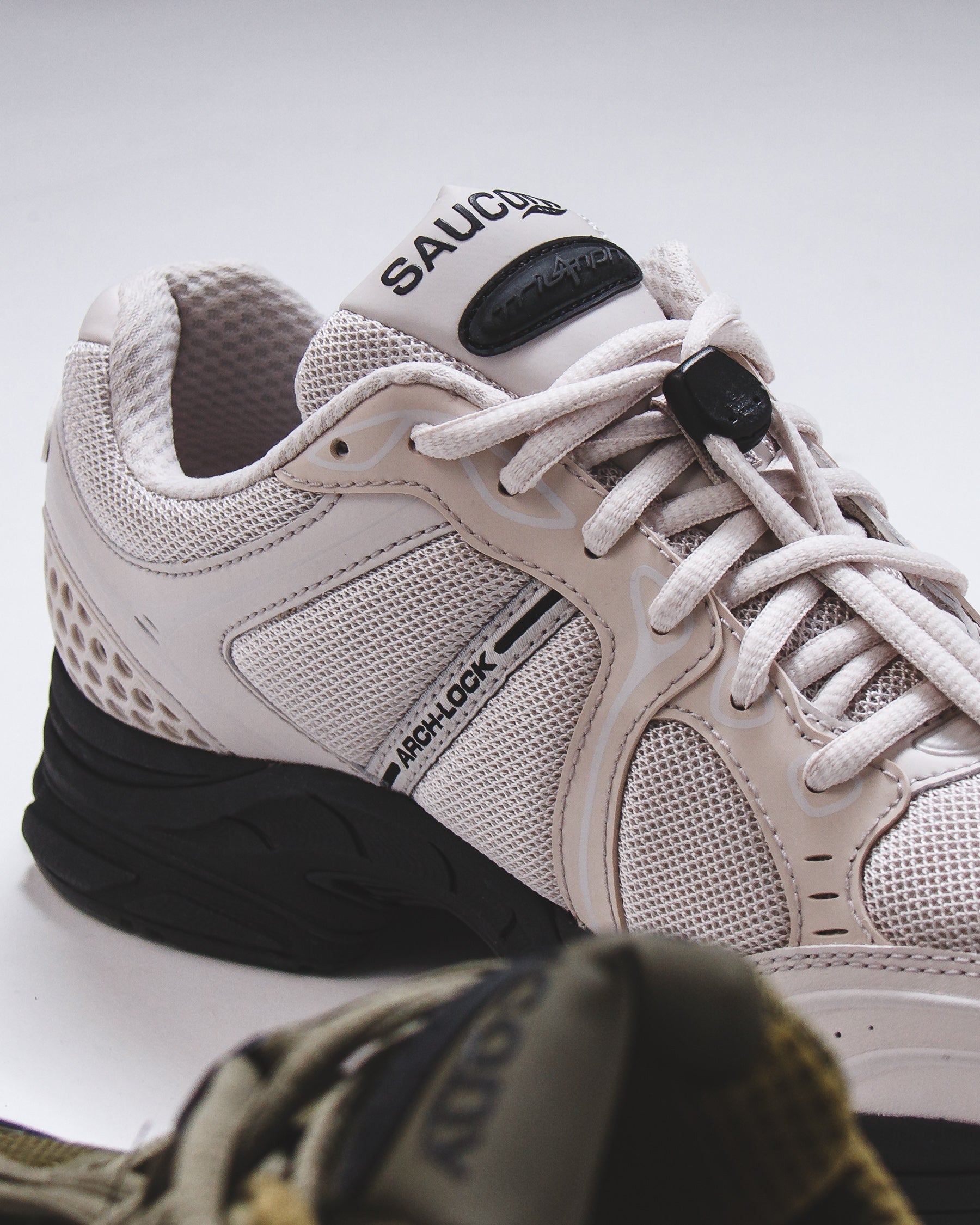 Saucony Men ProGrid Triumph 4 Gorpcore White Sand S70758-4 - FOOTWEAR - Canada