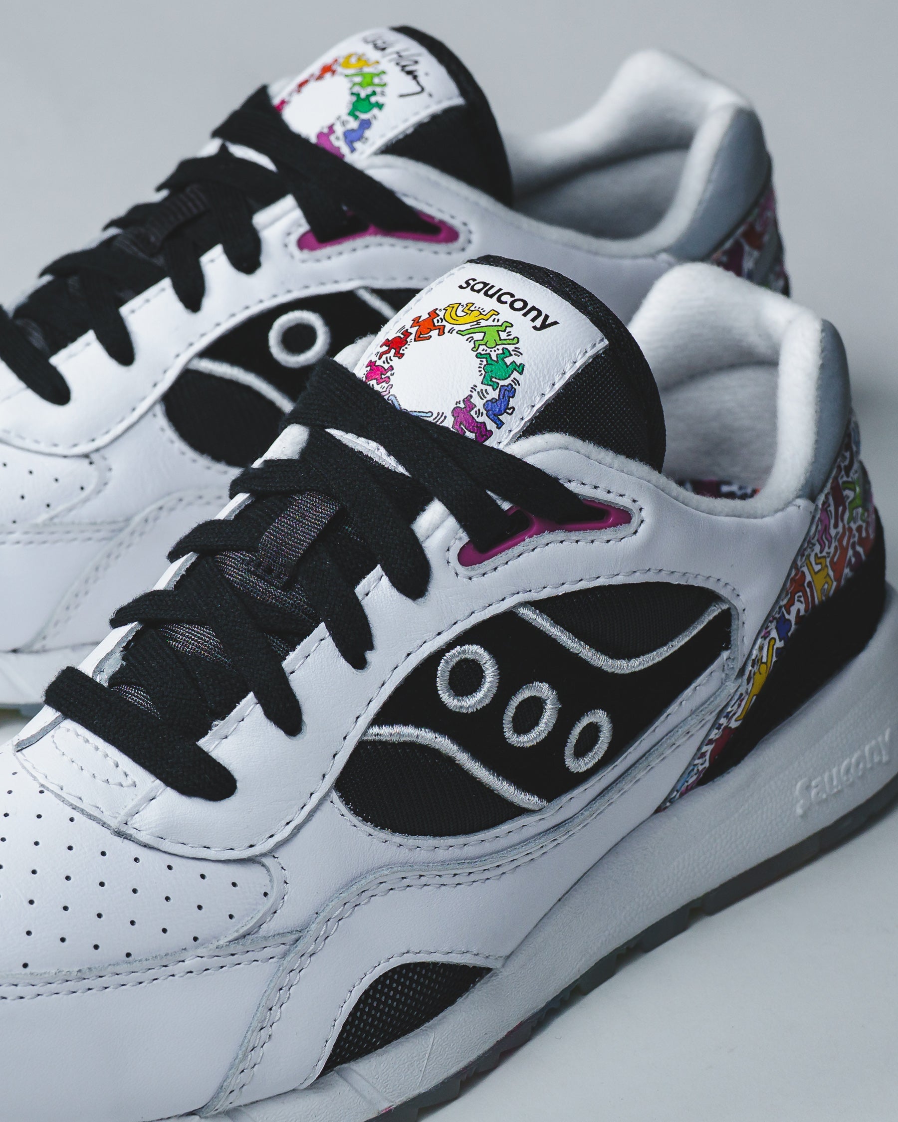 Decrease quantity for Saucony x Keith Haring Men Shadow 6000 White Black S70973-1 - FOOTWEAR - Canada