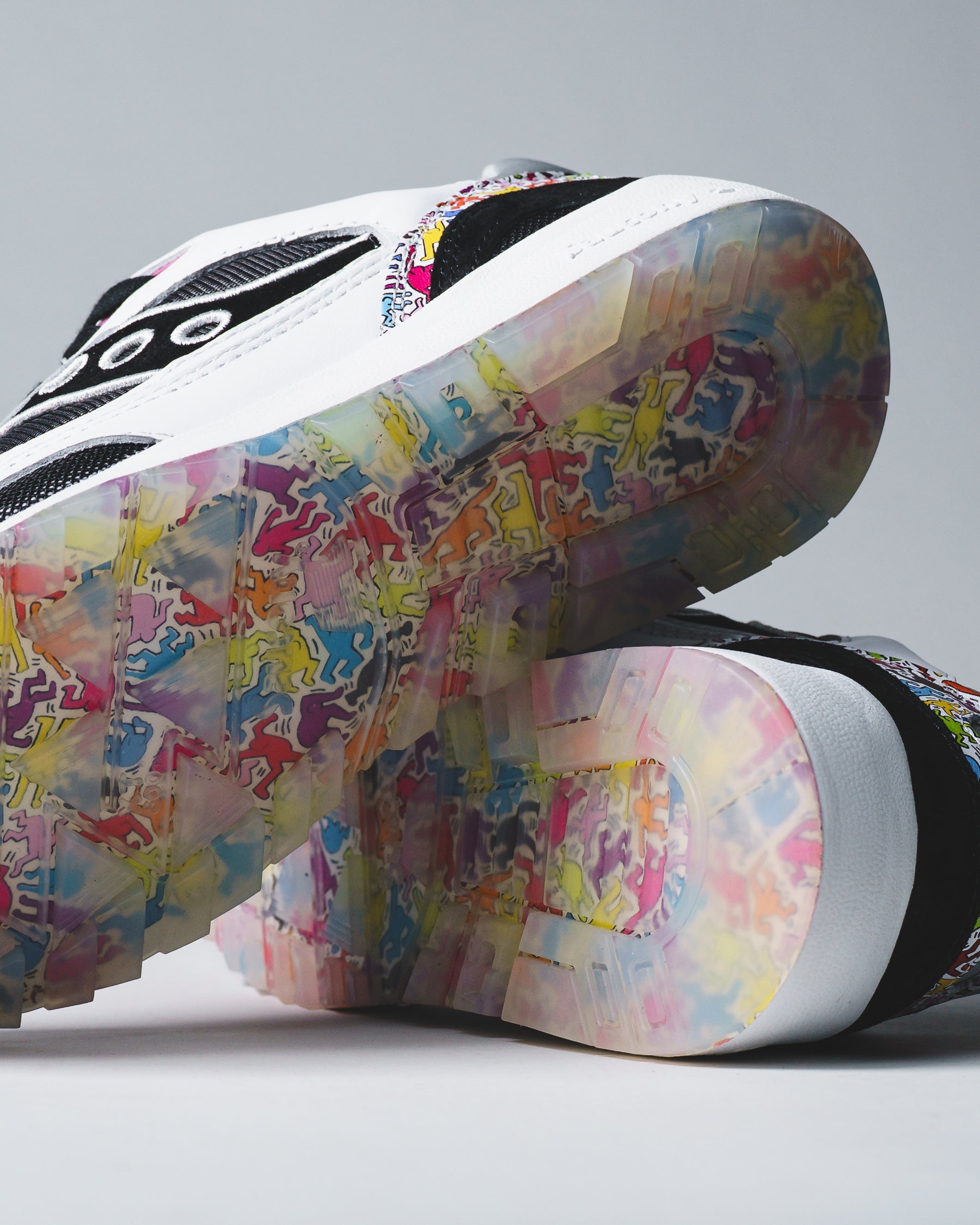 Decrease quantity for Saucony x Keith Haring Men Shadow 6000 White Black S70973-1 - FOOTWEAR - Canada