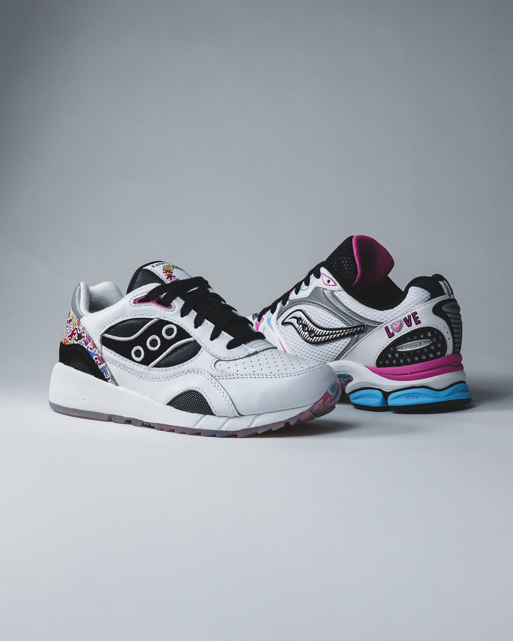 Decrease quantity for Saucony x Keith Haring Men Shadow 6000 White Black S70973-1 - FOOTWEAR - Canada