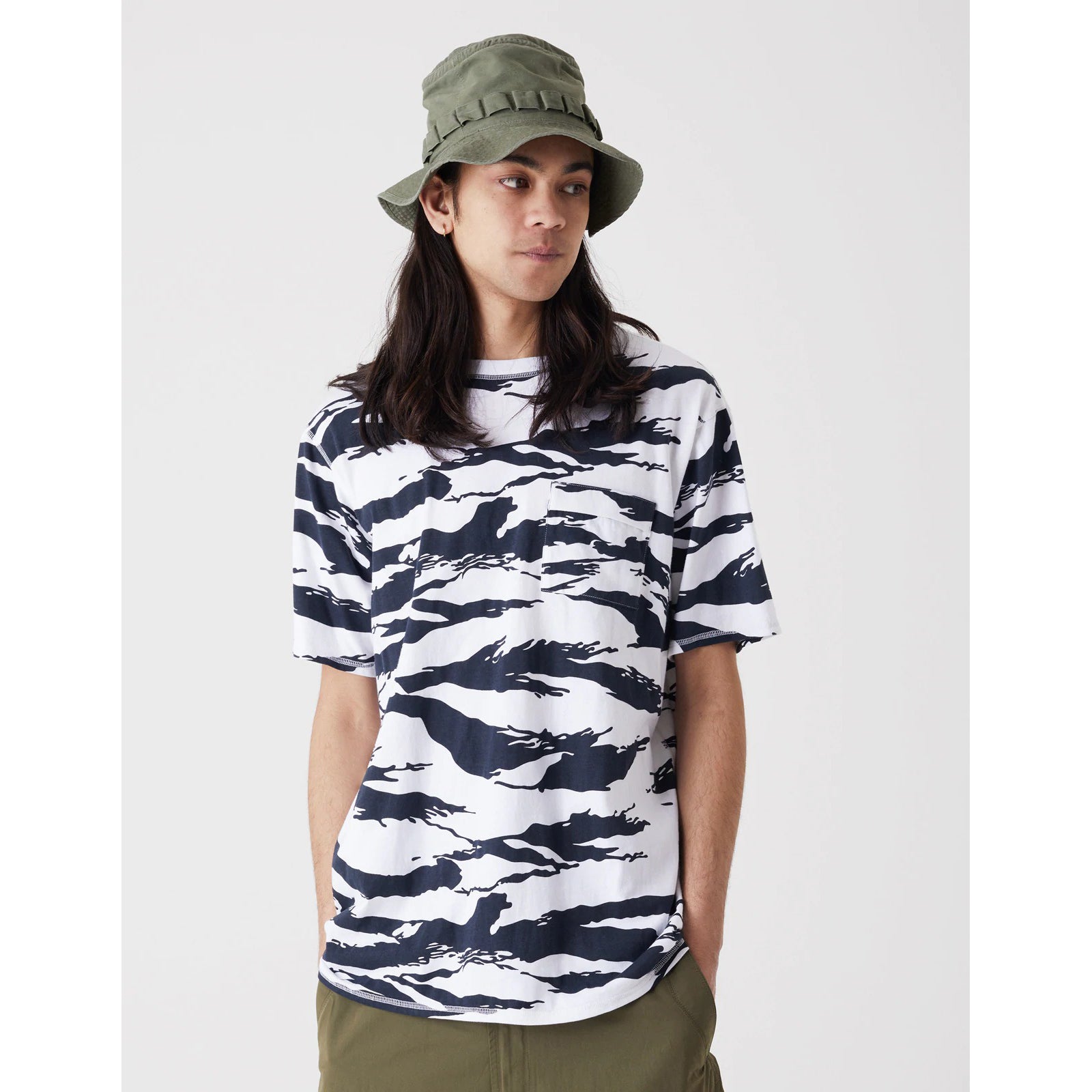 Maharishi Men Camo Pocket T-Shirt Marinier Tigerstripe Sparse - T-SHIRTS - Canada