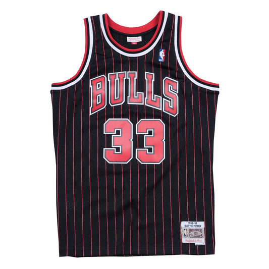 Mitchell & Ness NBA Chicago Bulls Swingman Jersey Scottie Pippen Black Men SMJYCBUKSPI95 - TOPS - Erlebniswelt-fliegenfischenShops - Canada