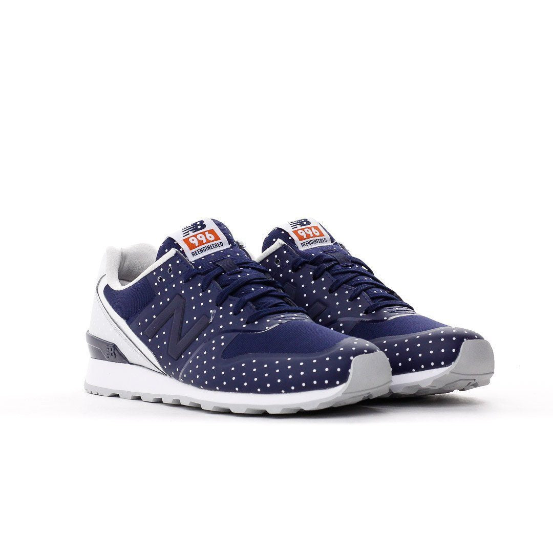 NEW BALANCE CLASSIC WOMEN BLUE WHITE DOTS RE-ENGINEERED WR996KP - FOOTWEAR - Solestop.com - Canada