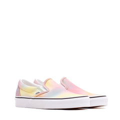 Vans Men UA Classic Slip-On Aura Shift VN0A4U38WGQ - FOOTWEAR - Canada