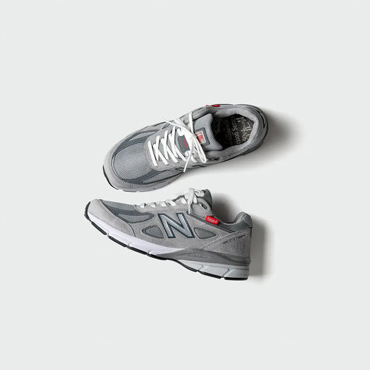 Celebrating the New Balance M990VS4