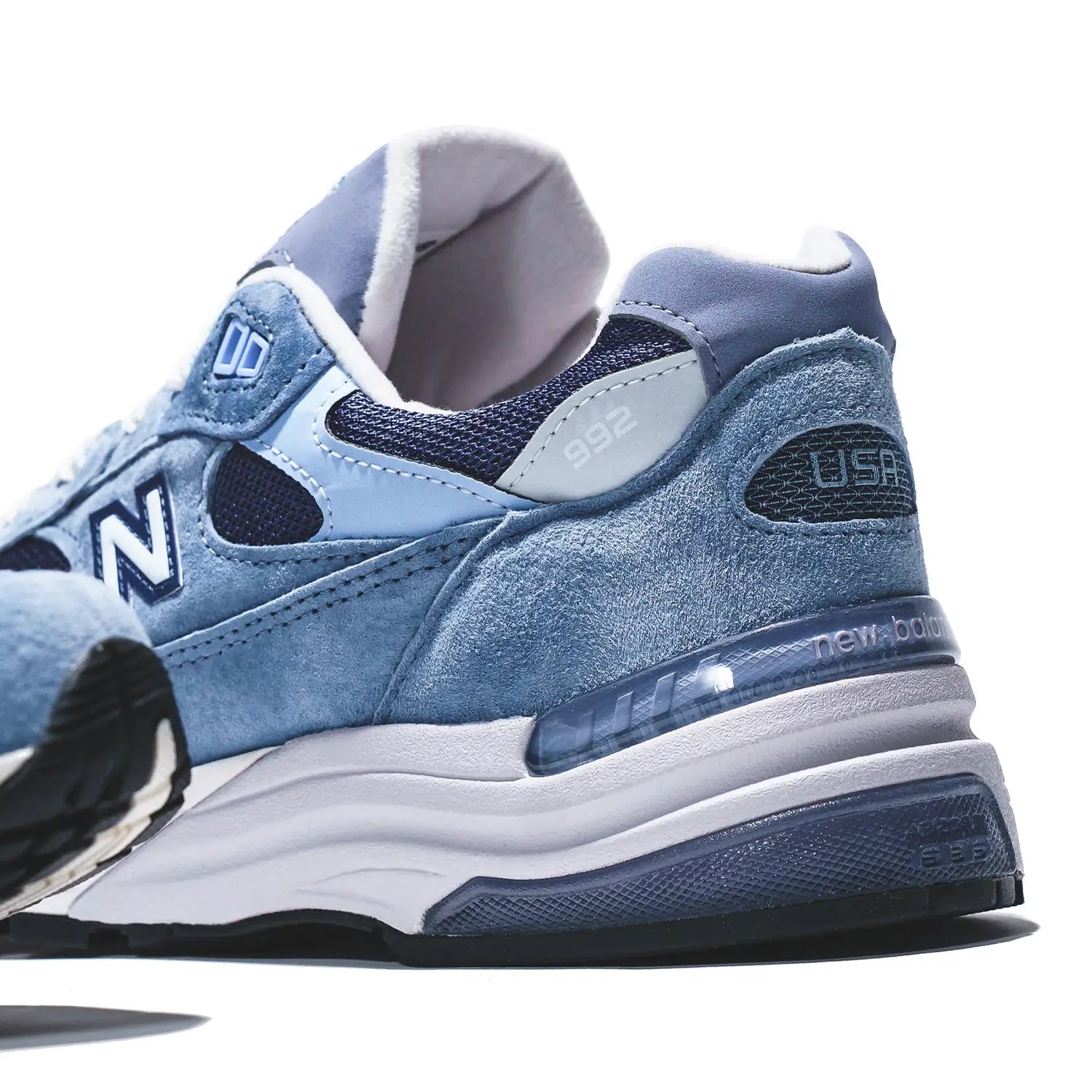 Frozen Hues of the U992TO ’Dusk Shower’ Drops in Sep 25