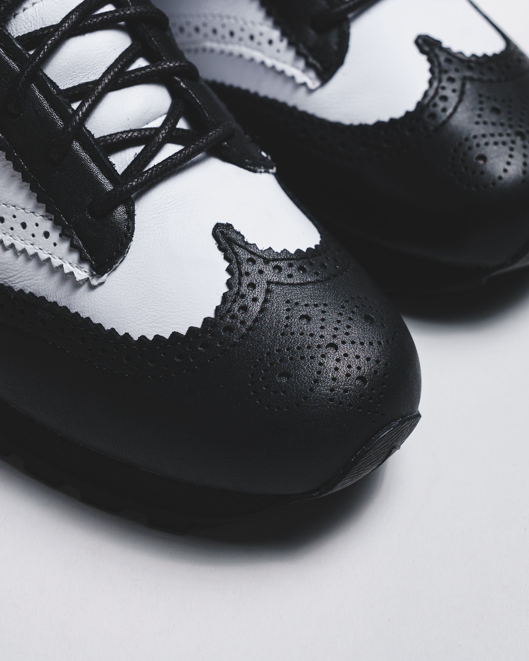 Saucony x Engineered Garments Men Shadow Original Wingtip Black White S71046-4