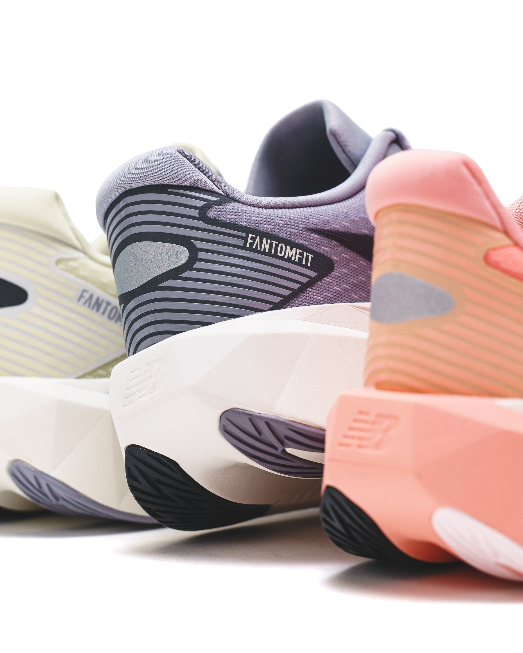 New Balance Women FuelCell Rebel v5 Digital Mist WFCX906