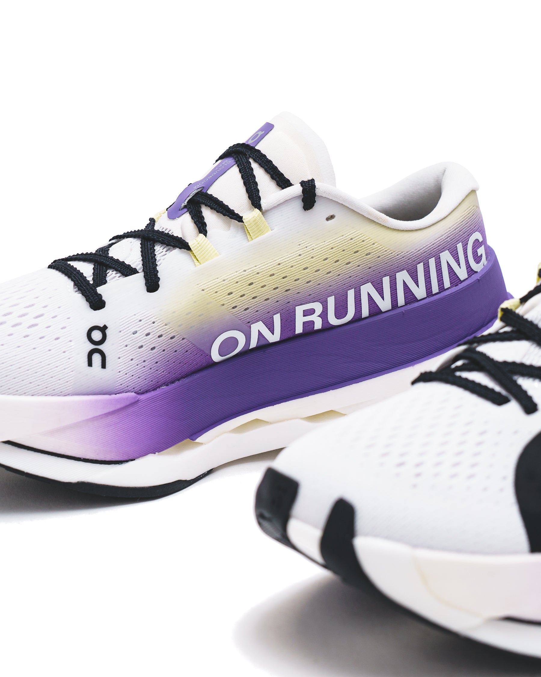 ON Men Cloudboom Max White Juniper 3MF30310438