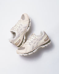 Asics x Invincible x Madness Men Gel-Kayano 12.1 Vanilla 1203B150-250
