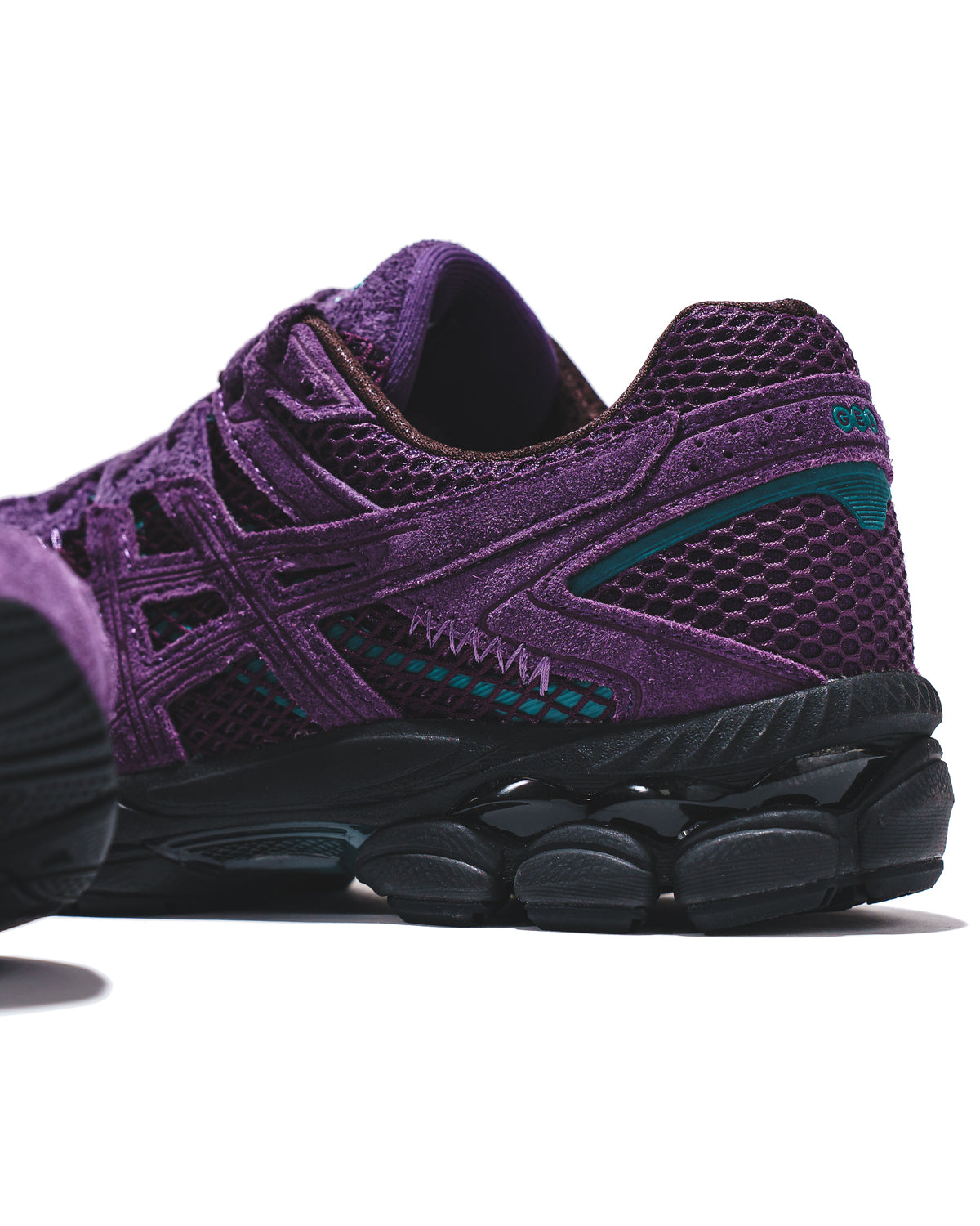 Asics x CARNAN Men Gel-Cumulus 16 Black Berry Purple 1203B139-500