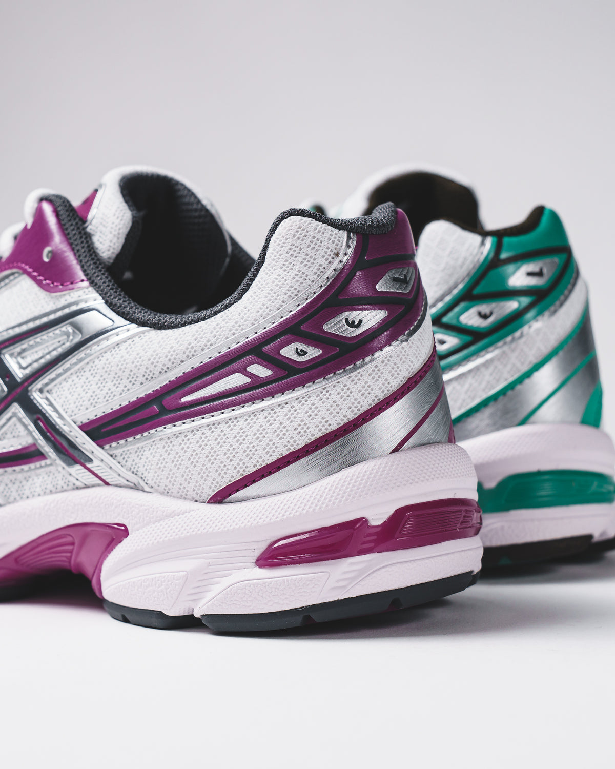 Asics Men Gel-1130 White Catalina Green 1203A899-107