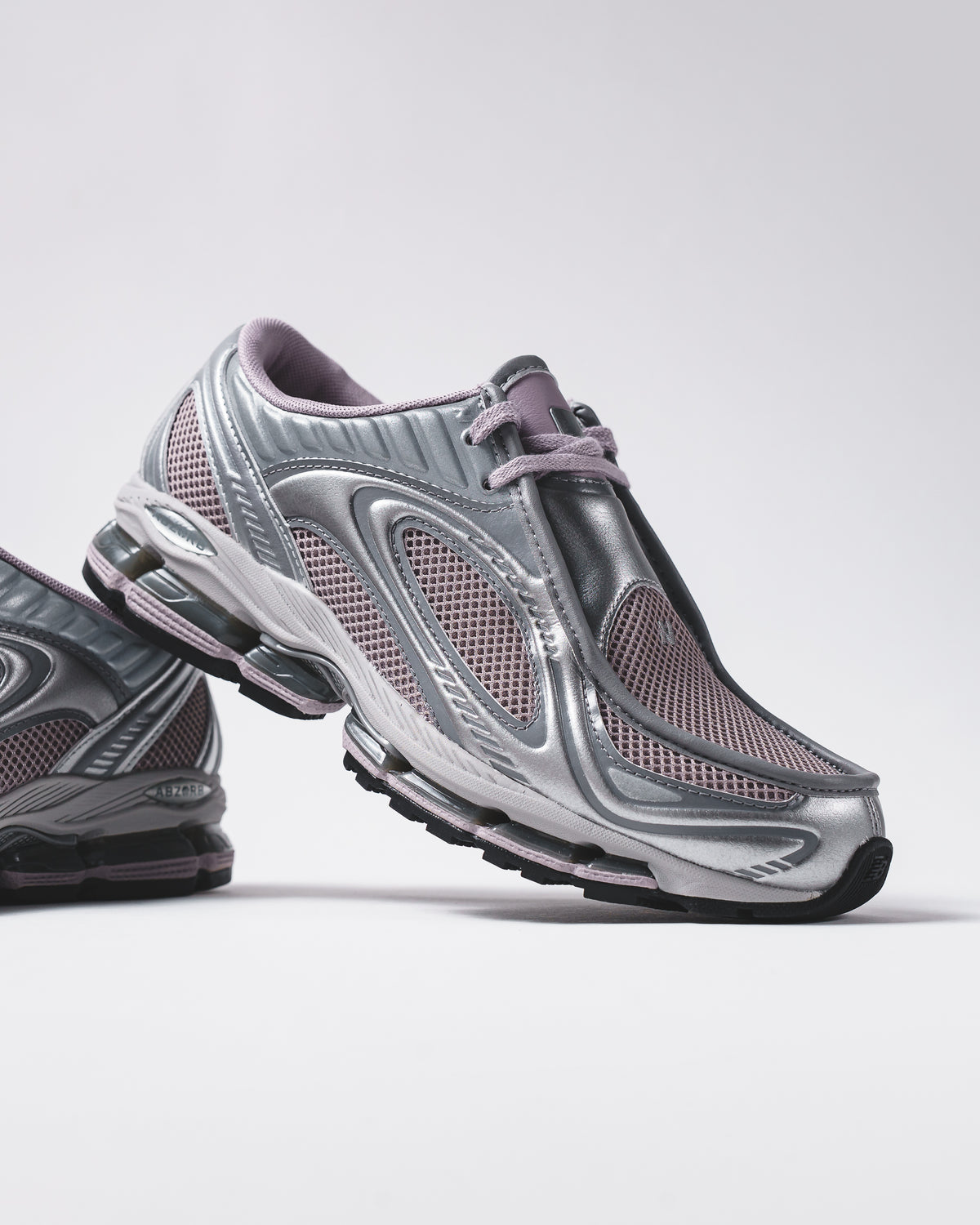 New Balance Men 1890A Truffle Salt Silver Metallic U18909VF