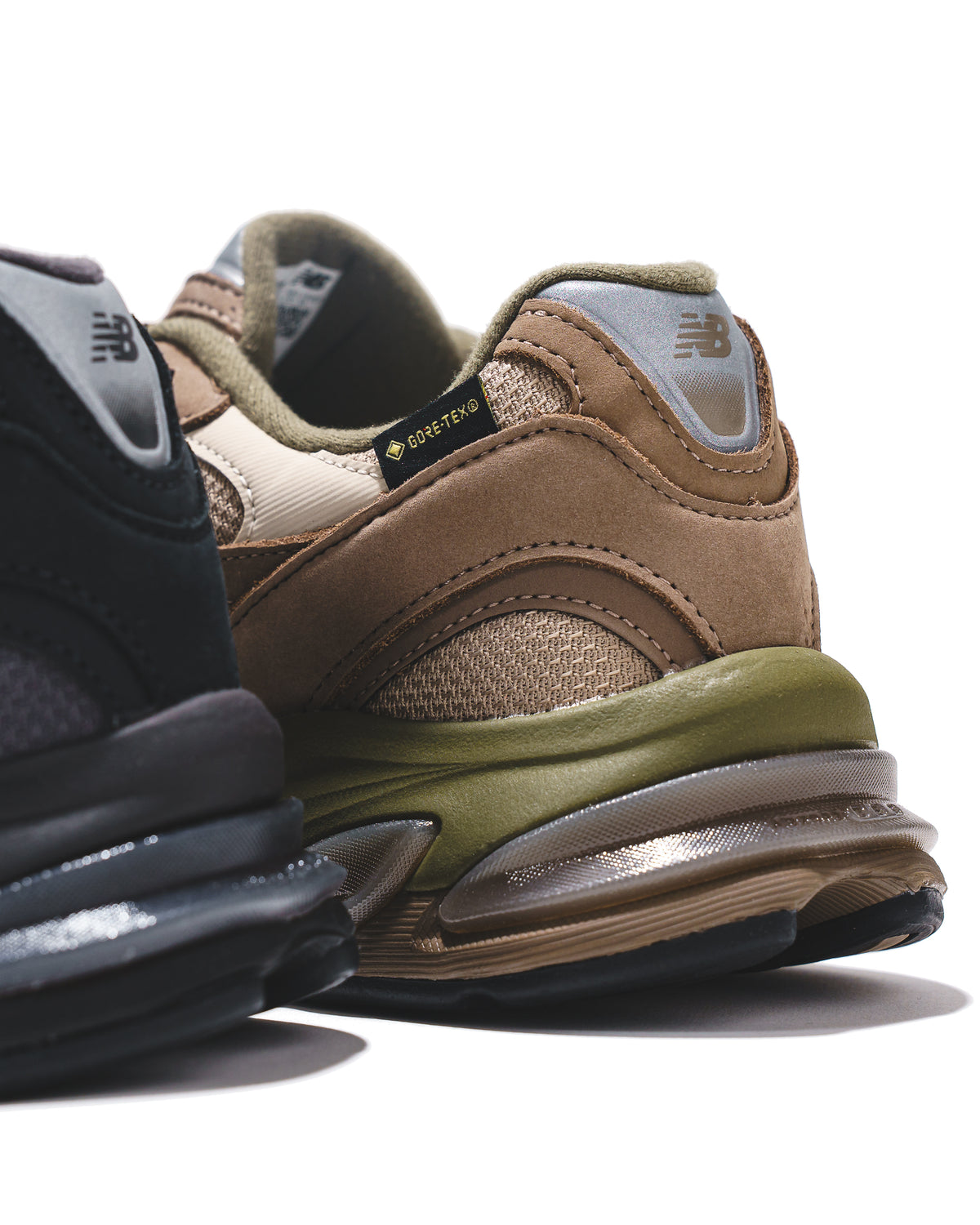 New Balance Men 2010 GORE-TEX Field Green U20105IS