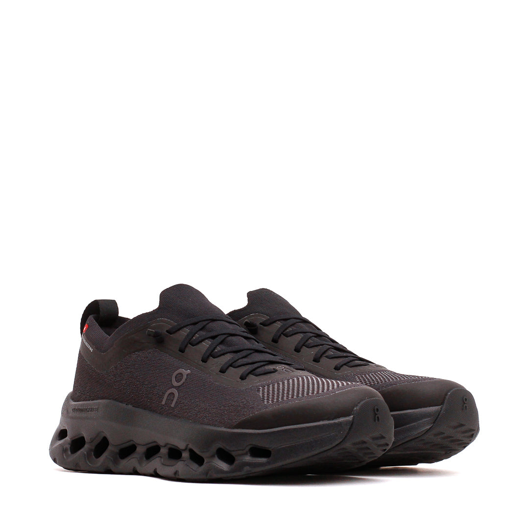 ON Women Cloudtilt Moon Zendaya Black 3WF30421043 Secondary image