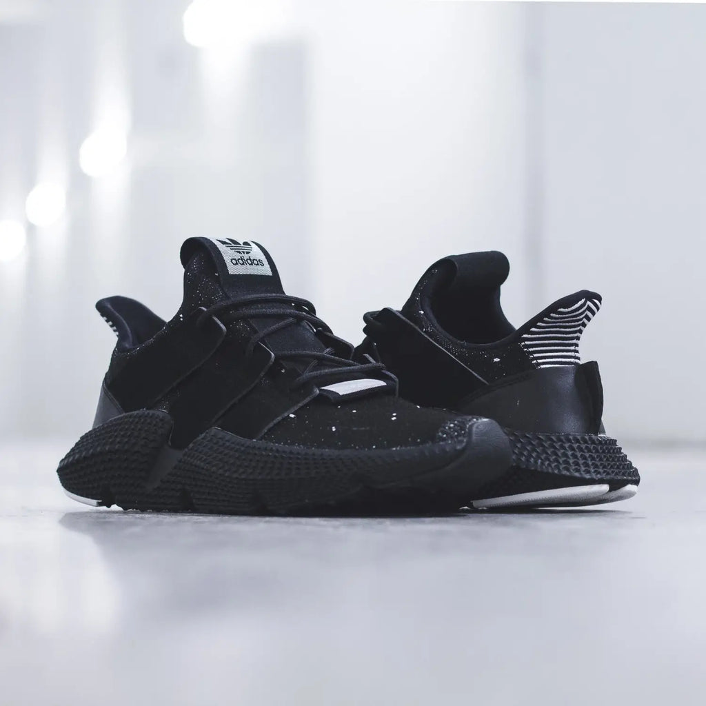 adidas Originals Prophere in Black/White - (BB2681)