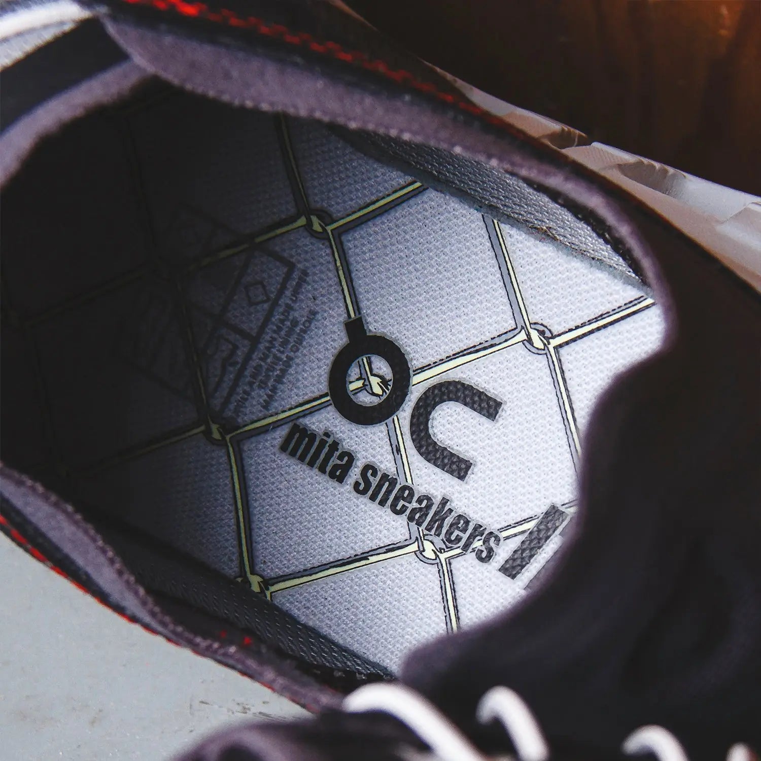 Mita x ON Cloud 6 Coast ’Magnet/Sand’ Release on June 5