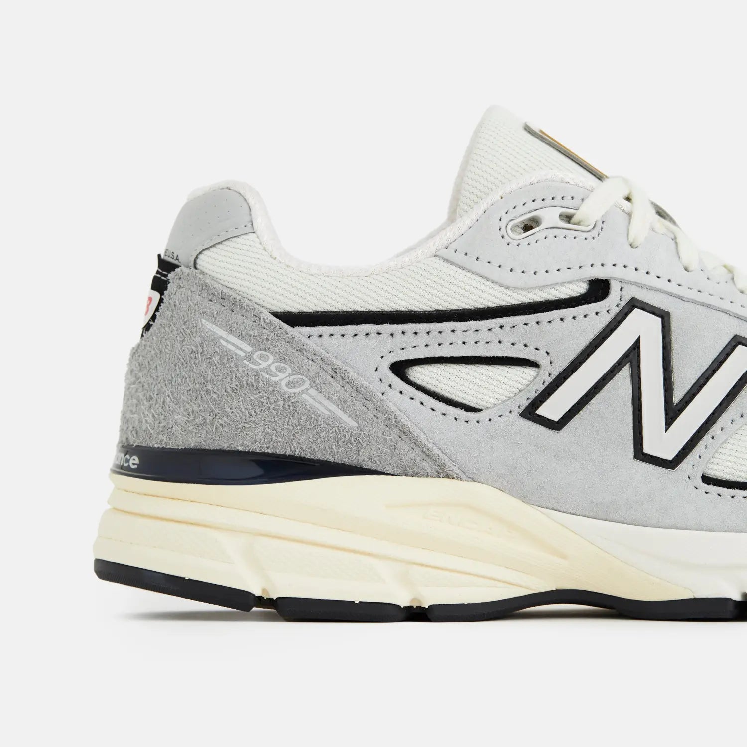New Balance MADE In USA - Spring/Summer Collection ’Grey Matter’