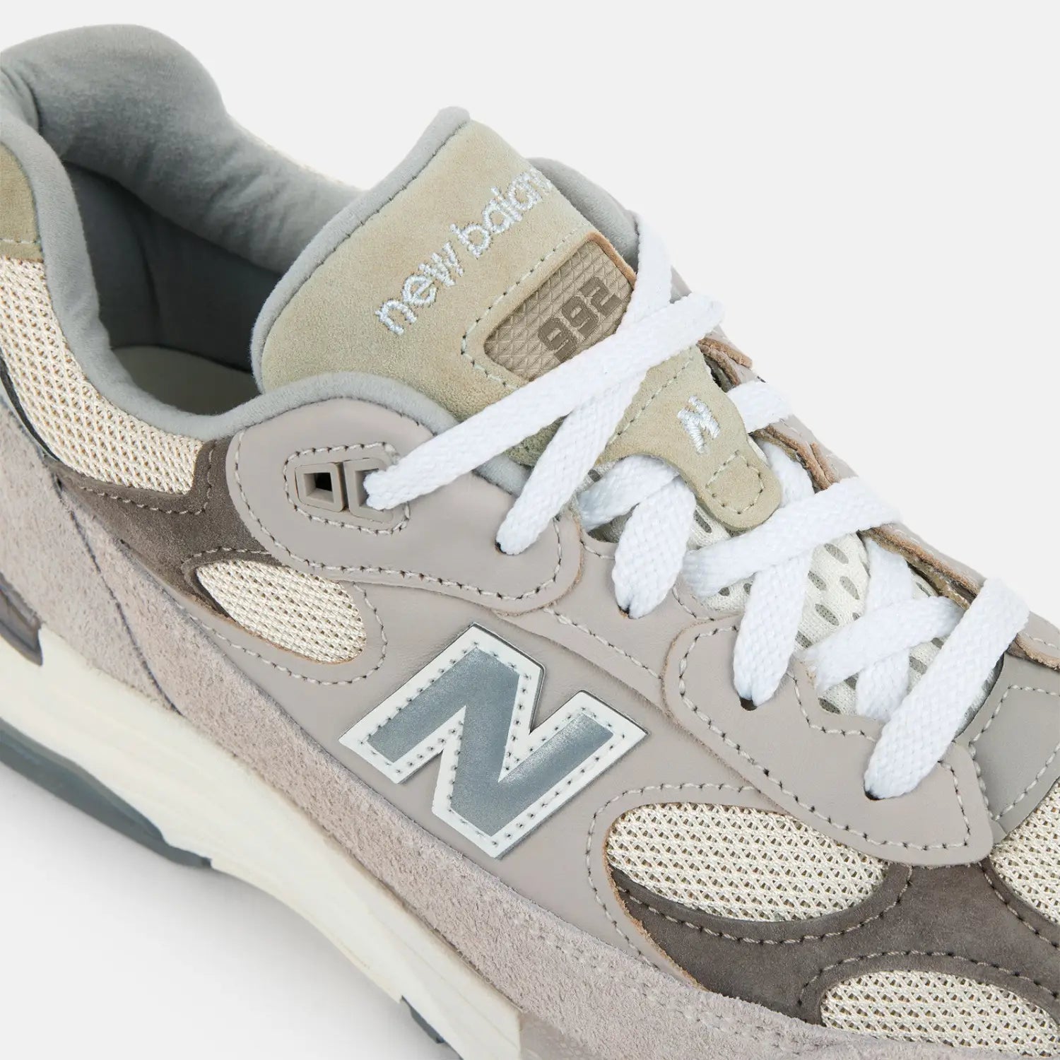 New Balance SS ’25 Drop 1: Made in USA U992MM ’Mushroom / Moonrock’